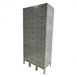 LOCKER-Bay of (18)-Gray Metal