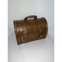 MAKE UP CASE-Small Vintage Brown Leather Dome Top Case