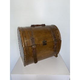 MAKE UP CASE-Large Vintage Brown Leather Dome Top Case