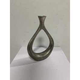 VASE-Small Contemporary Curved Keyhole Silhouette