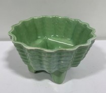 PLANTER-Vintage Green W/Horizontal Ribbing & 4 Feet