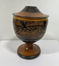 URN-Large Carved Wood With Floors/Onesided
