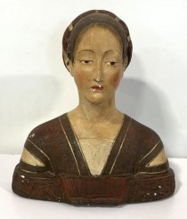 BUST-MEDIEVAL WOMAN 13" RENAIS