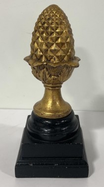 GLD FINIAL-PINE CONE-BLK STAND