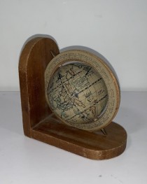 BOOKEND-GLOBE ON WOODEN BASE