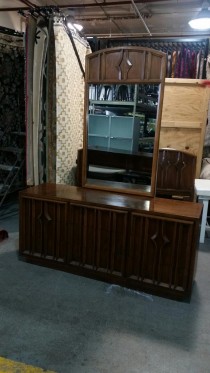 Medium Walnut Dresser W/Mirror