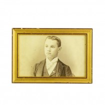 PICTURE FRAME-Gold-Young Man