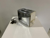 TOASTER-Vintage Proctor Silex Toaster-Silver w/White Plastic