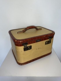 MAKE UP CASE-Vintage Yellow Case w/Leather Trim