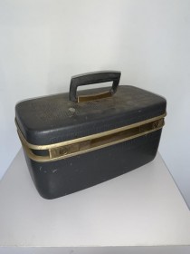 MAKE UP CASE-Dark Gray Vintage Samsonite Overnight Case