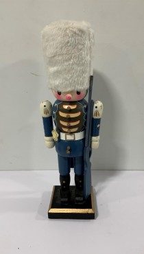 HOLIDAY NUTCRACKER-Soldier W/High White Hat & Navy Uniform