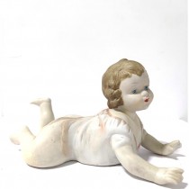 FIGURINE-Porcelain Baby Girl Crawling
