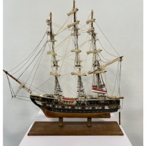 SHIP MODEL-Black/White 30 Gun Reefed Sail Galleon