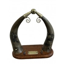 MOUNTED ANIMAL HORNS-GONG STAND