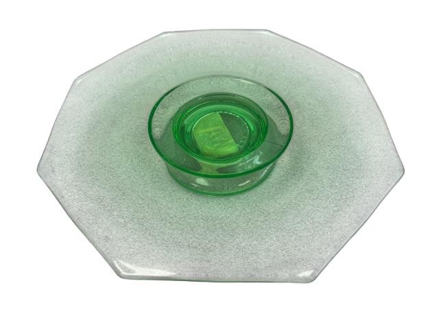 CAKE STAND-GRN-8SIDE-DEPR GLSS