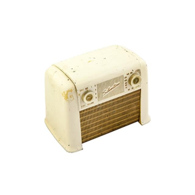 Vintage Silvertone Radio Beige