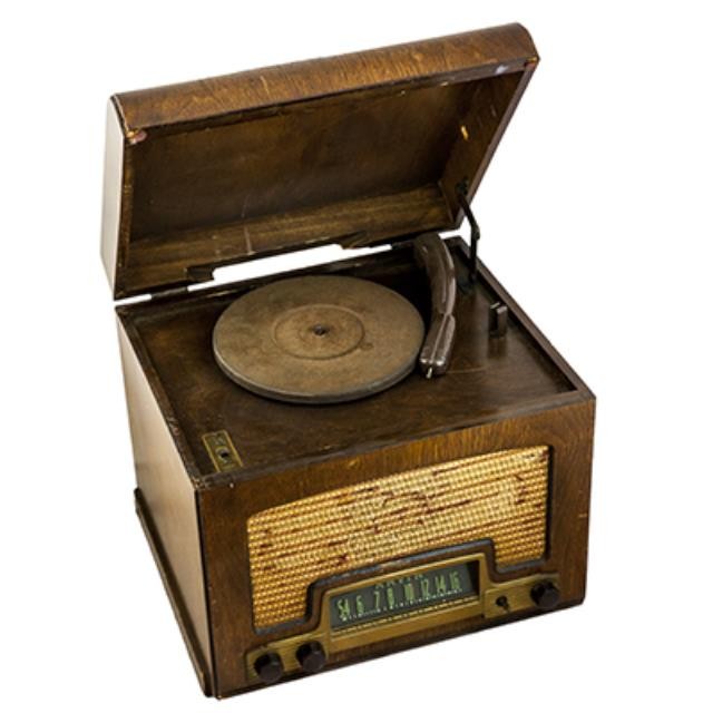 ARVIN Record Player & AM Radio