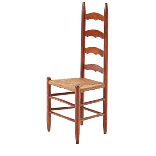 CHAIR-SIDE LADDERBACK