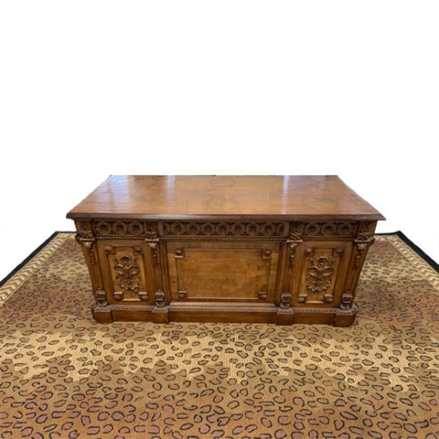 DESK-Presidential With Ornate Carving