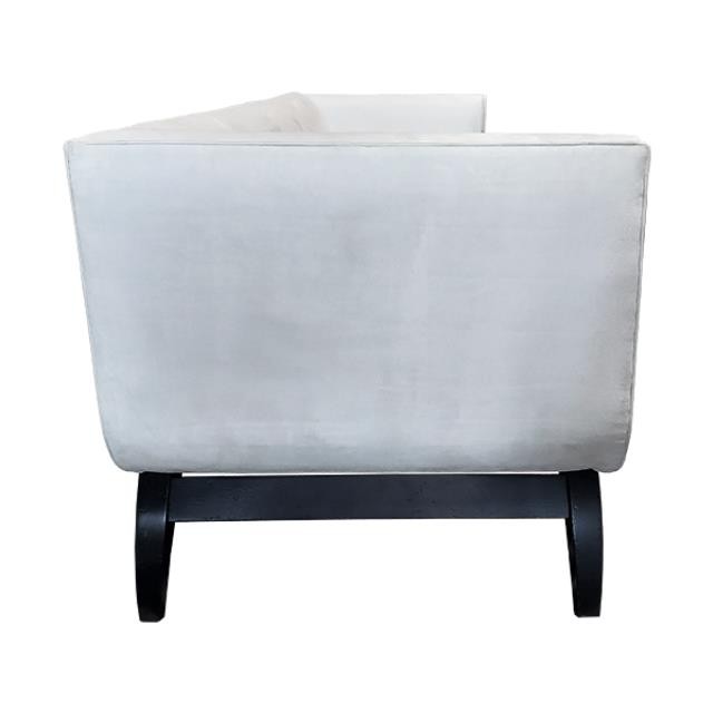 SOFA-WHITE VELVET-BLACK LEG