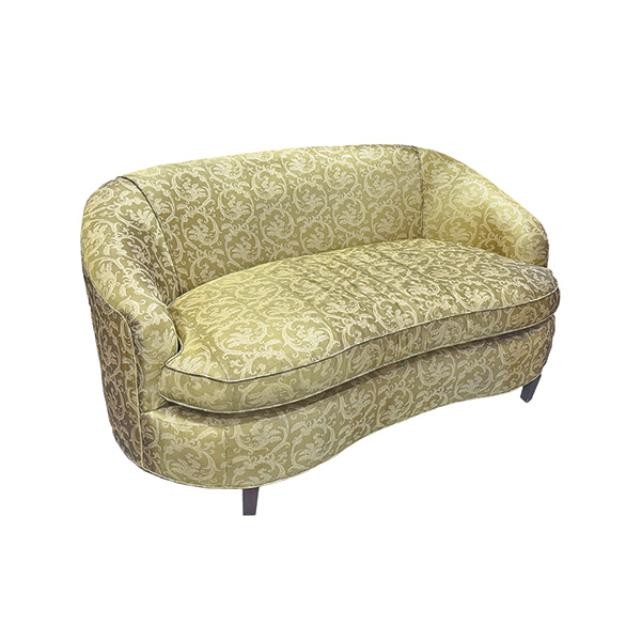 LOVESEAT-DAMASK-CURVED-FRINGE-