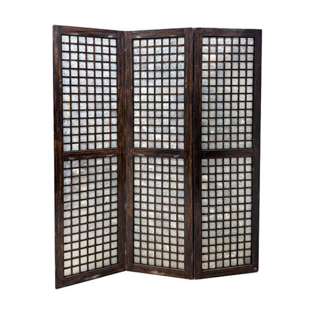 SCREEN-3PANEL-79H-WOOD W/SHELL