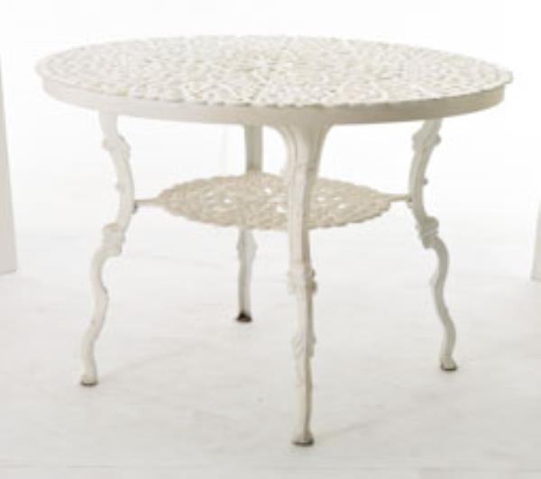 TABLE-WHT FLORAL CAST F