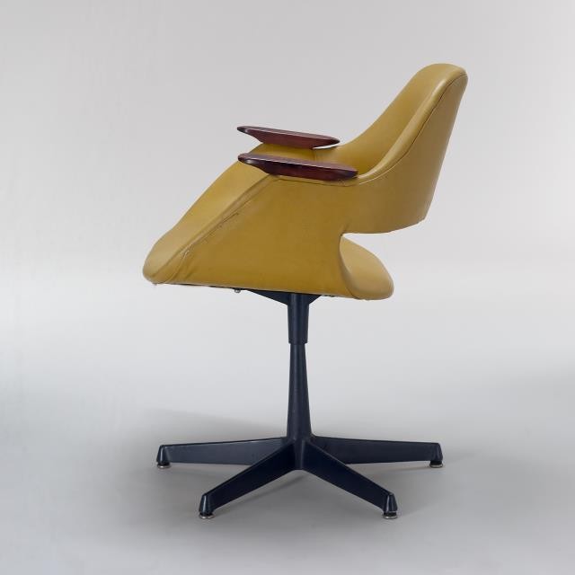 CHAIR-Swivel/Mustard Vinyl/Wood Accents