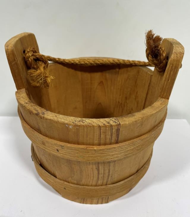 BUCKET-Raw Wood Wishing Well W/Rope Handle