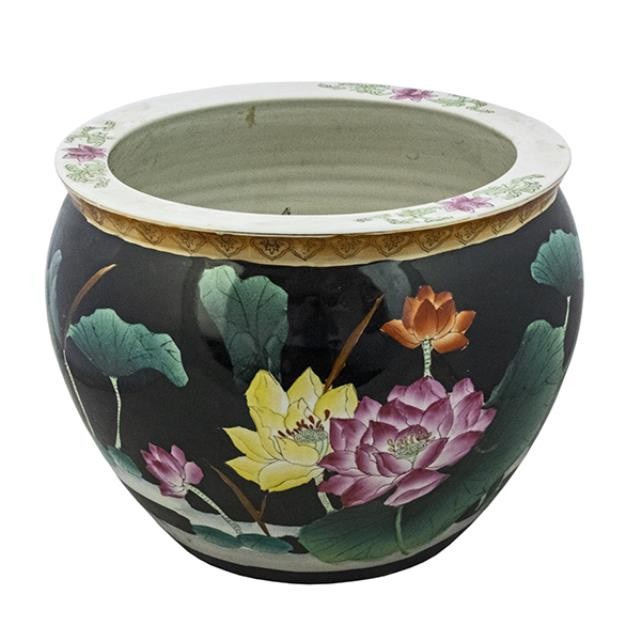 PLANTER-Black W/Lily Pad Scene