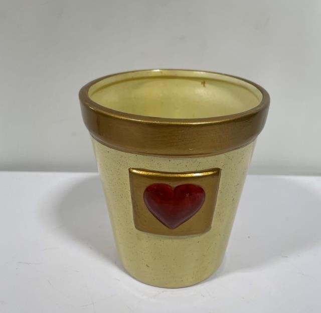 PLANTER-Yellow W/Gold Rim & Red Heart