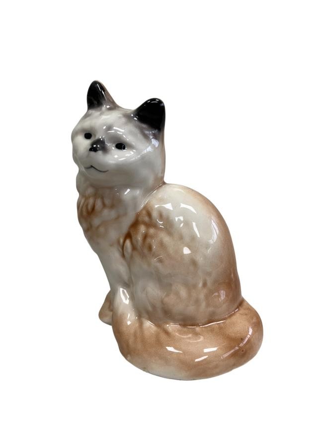 Figurine- 8" tan cat