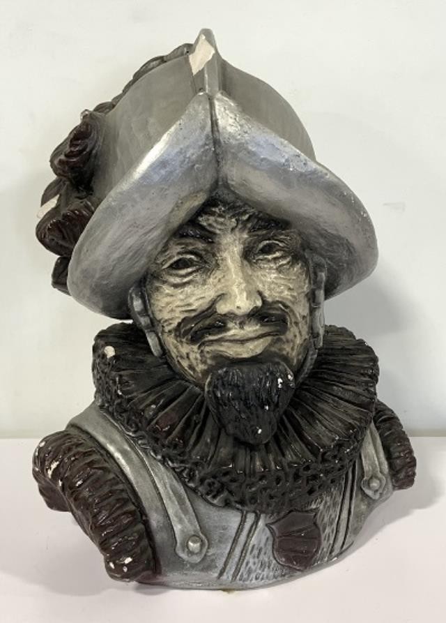 BUST-16"SIR WALTER RALEIGH