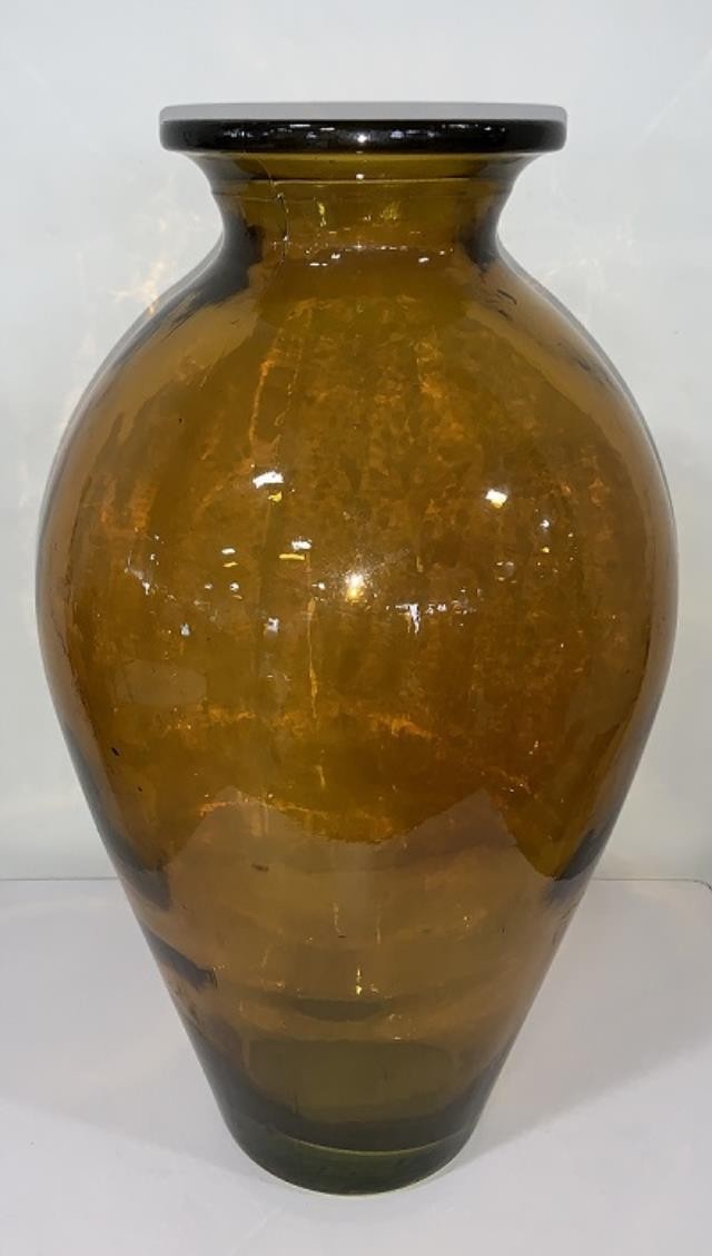 VASE-17IN-AMBER-GLASS-URN-SHAP