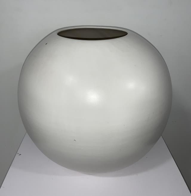 VASE-15"-BALL-MATTE WHITE