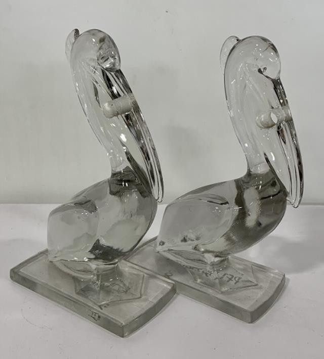 BOOKEND-PR-LUCITE PELICANS