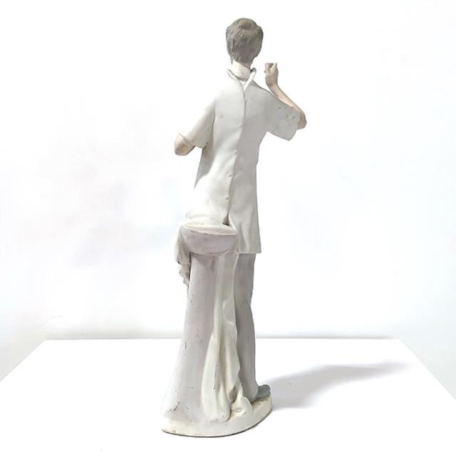 FIGURINE-Vintage Porcelain Dentist