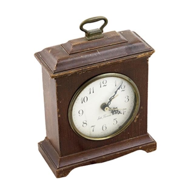 CLOCK-WOOD CASE HANDLE ON TOP