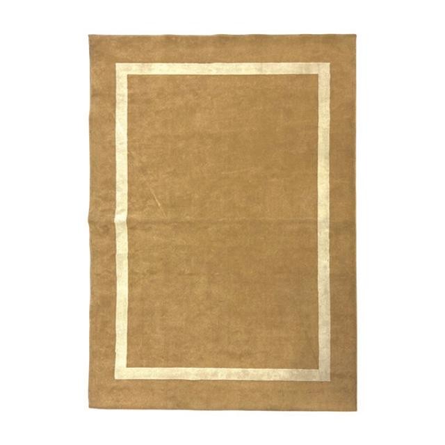 RUG-8X11-HONEY-W/WHITEBORDER