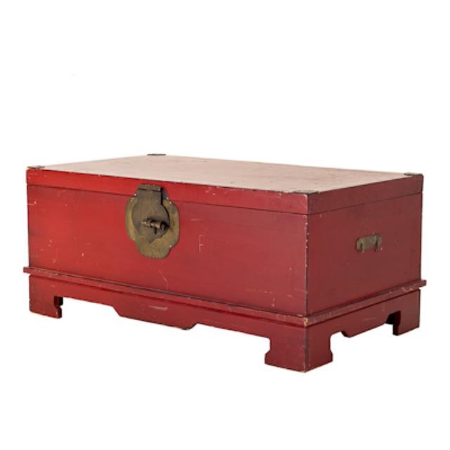 TRUNK/COFFEE TABLE-RED LACQUAR