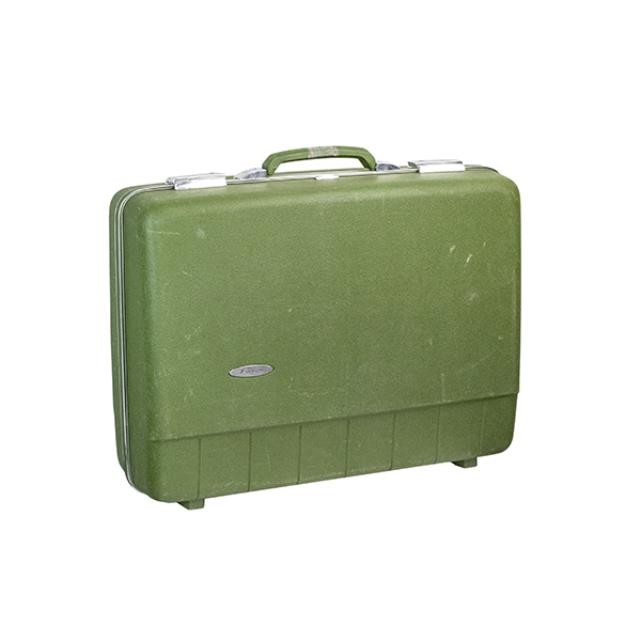 SUITCASE-GREEN-HARDSHELL-FORECAST