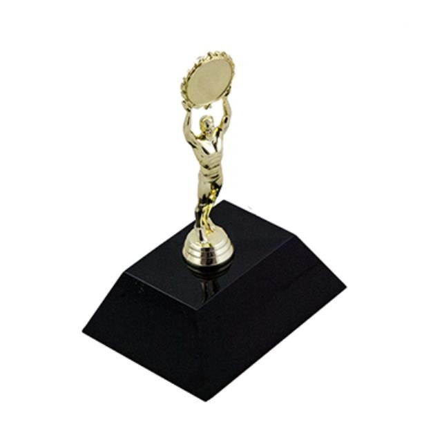 Trophy-Male w/ Disc over head
