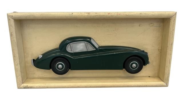 PLAQUE-CAR 8X16 CABINET
