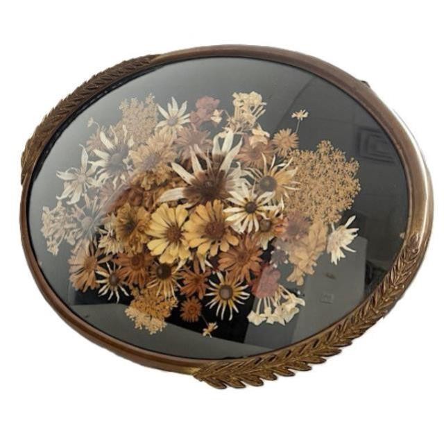 (85040109)SHADOWBOX |Floral |Black Background