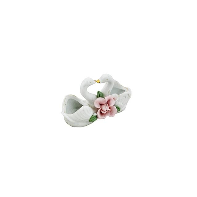FiGURINE-Small Kissing Swans W/Pink Flower