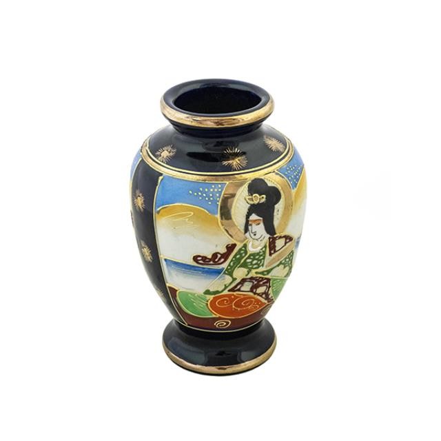 VASE-Colorful Japanese Mural