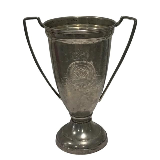 TROPHY-CUP W/HANDLES