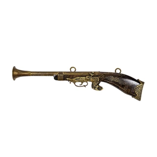 Gun W/Ornate Eagle Trigger
