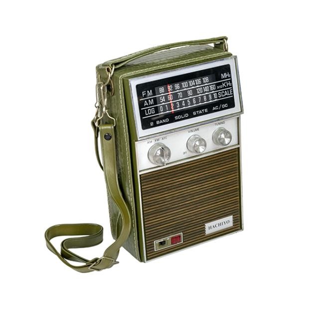 RADIO-AM/FM Hachiyo W/Green Faux Croc Carrying Case W/Strap