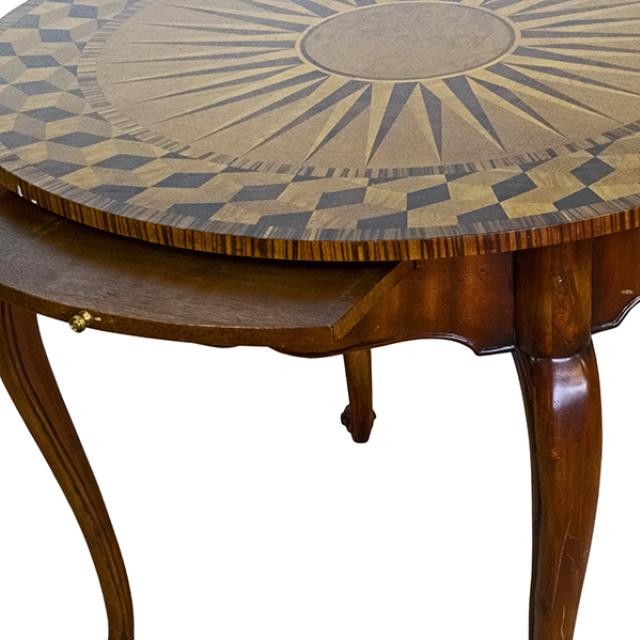 TABLE-Round Occasional W/Checkerboard Edge & Center Star Inlay